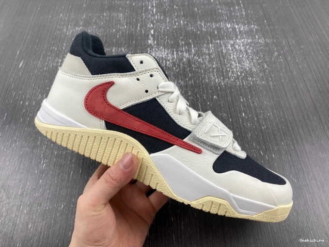One Kick TRAVIS X CHECK THE JORDAN CUT FZ8117-100 SCOTT 0817